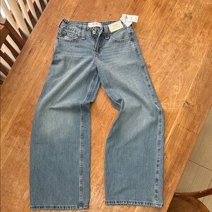 Hollister Women's Low Rise Super Baggy